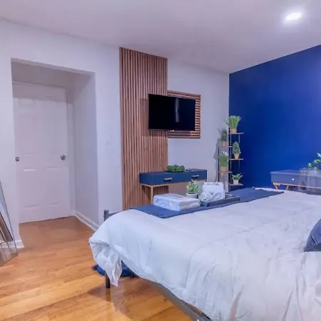 2 Deep Apts By American Dream, Sleeps 8 Hasbrouck Heights Exterior photo