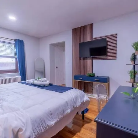 2 Deep Apts By American Dream, Sleeps 8 Hasbrouck Heights Exterior photo