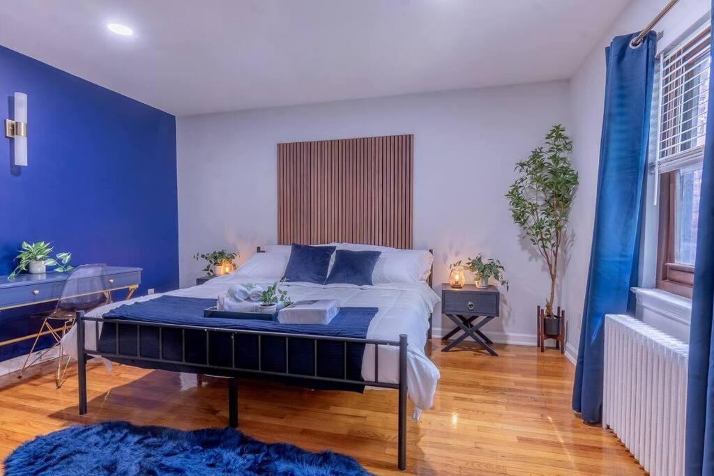 Apartment 2 Deep Apts By American Dream, Sleeps 8 *