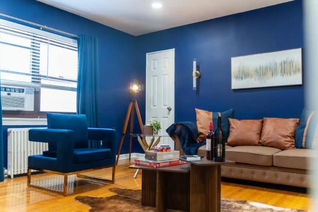2 Deep Apts By American Dream, Sleeps 8 Apartment *